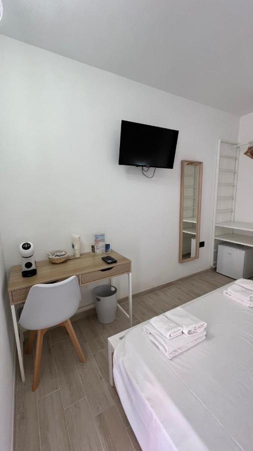 Zenia Rooms San Teodoro  Luaran gambar