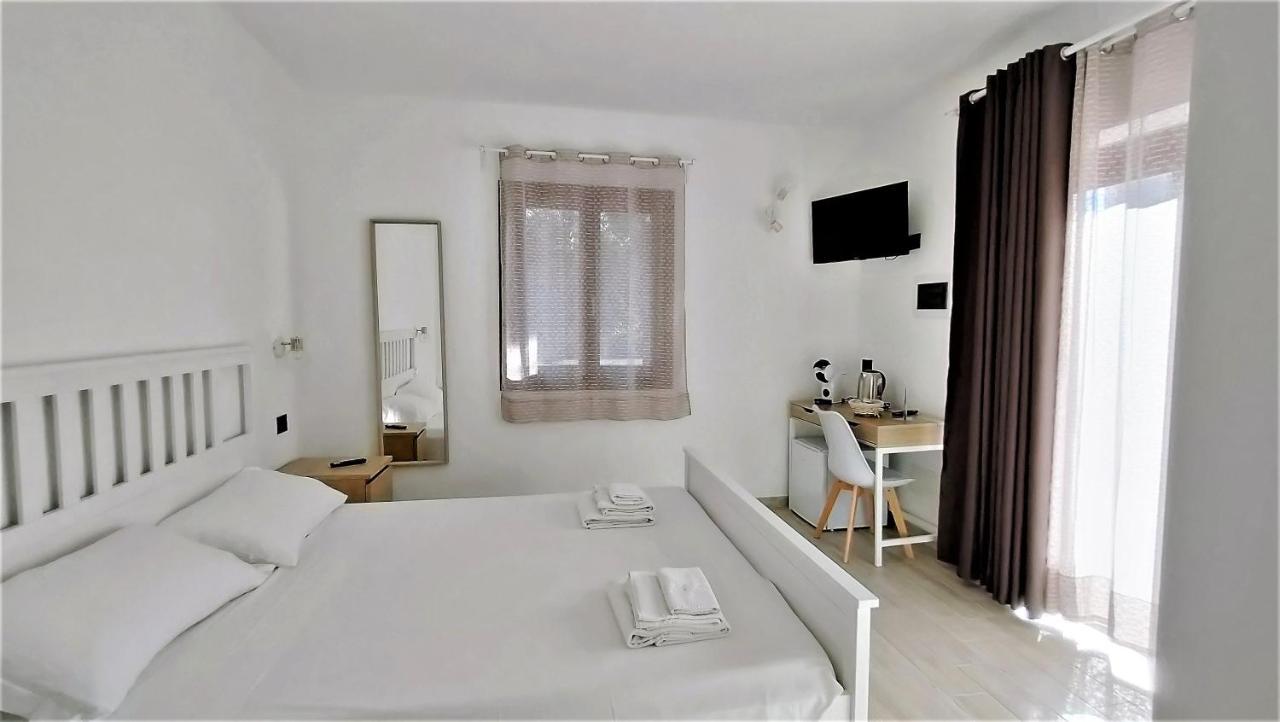 Zenia Rooms San Teodoro  Luaran gambar