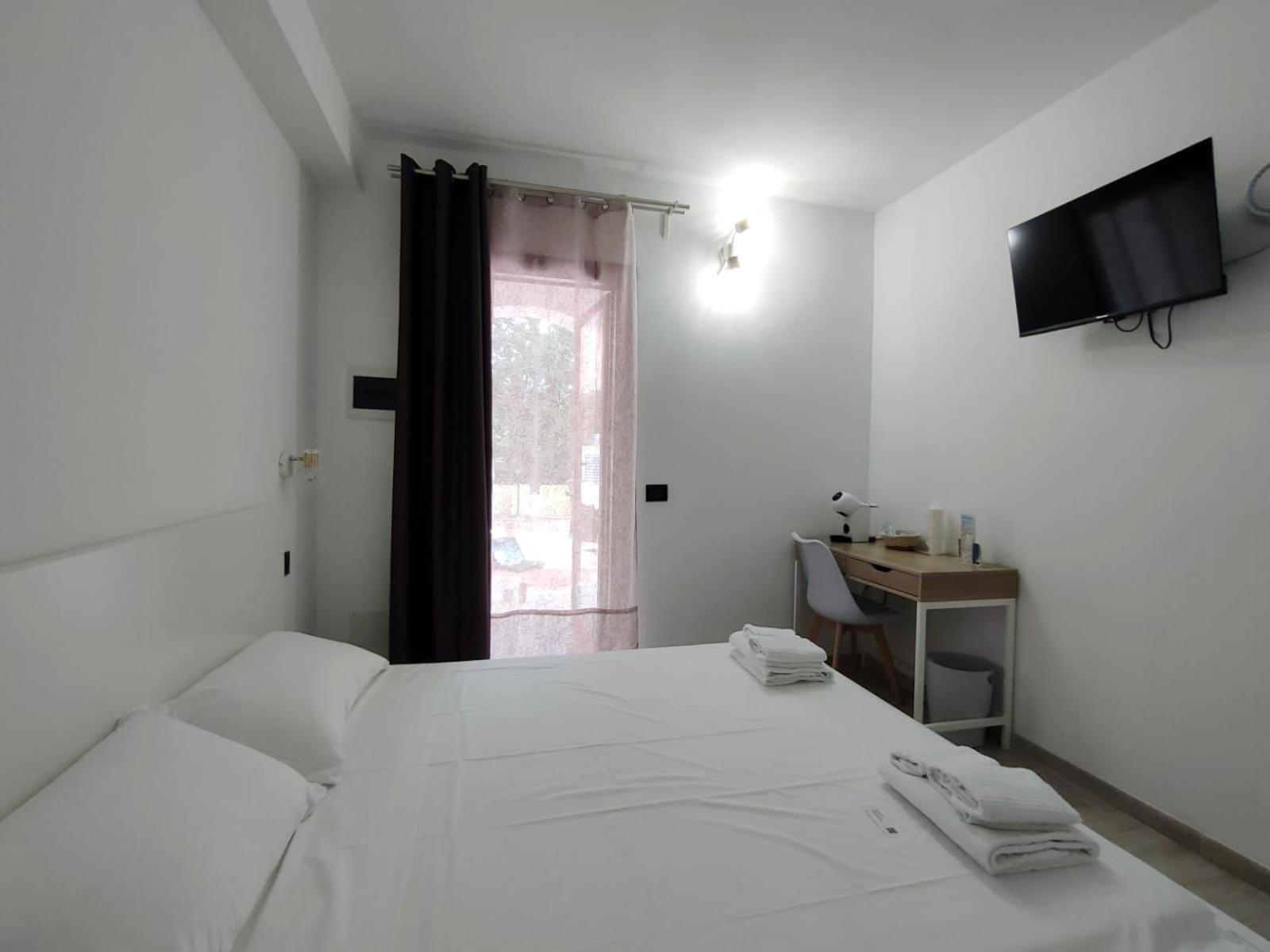 Zenia Rooms San Teodoro  Luaran gambar
